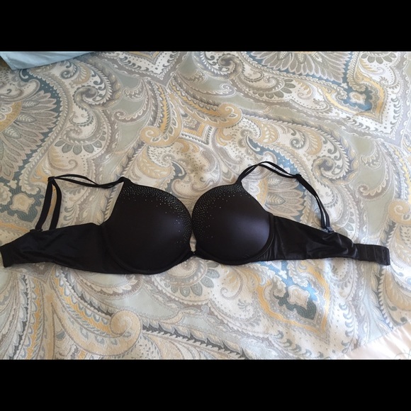 Victoria’s Secret Bra - Picture 3 of 4